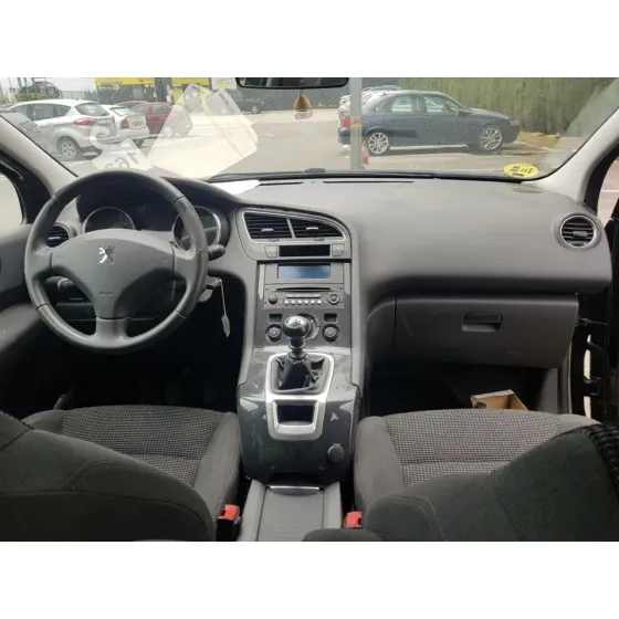 PEUGEOT 5008 '2012 ACTIVE NEGRO
