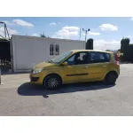 RENAULT SCENIC II '2003 CONFORT AUTHENTIQUE DORADO