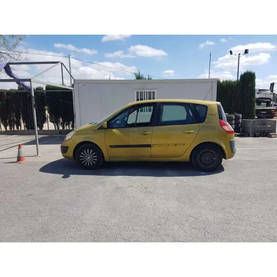 RENAULT SCENIC II '2003 CONFORT AUTHENTIQUE DORADO