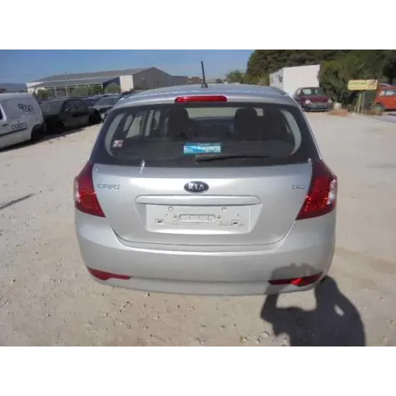 KIA CEE'D '2010 CONCEPT GRIS
