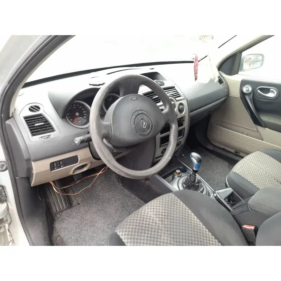 Renault MEGANE II (BM0/1_, CM0/1_) 2002