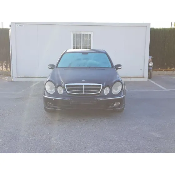 MERCEDES CLASE E (W211) BERLINA '2003 E 270 CDI (211.016) NEGRO
