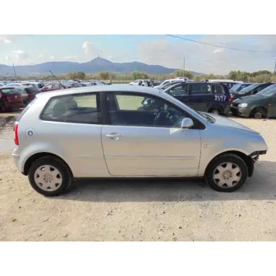 VOLKSWAGEN POLO (9N1) '2004 GT GRIS