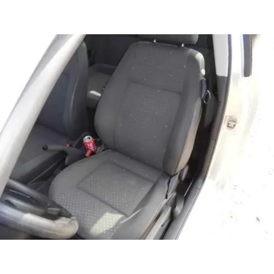 VOLKSWAGEN POLO (9N1) '2004 GT GRIS