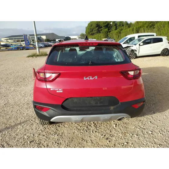 KIA STONIC (YBCUV) '2024 DRIVE ROJO