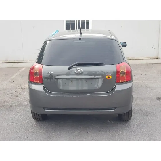 TOYOTA COROLLA (E12) '2006 1.4 D-4D LUNA COMPACT GRIS OSCURO