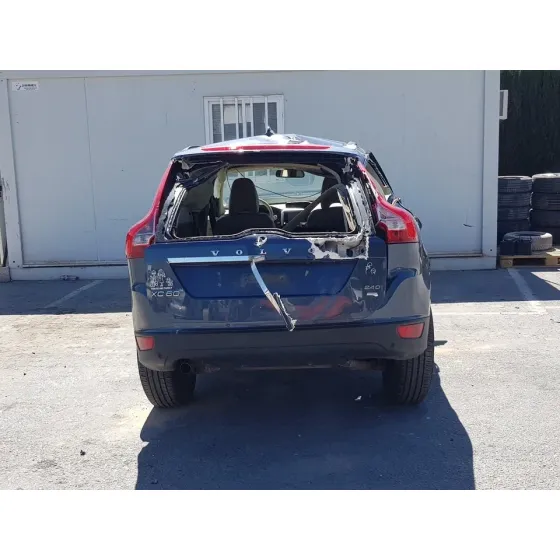 VOLVO XC60 '2009 KINETIC 2WD GRIS OSCURO