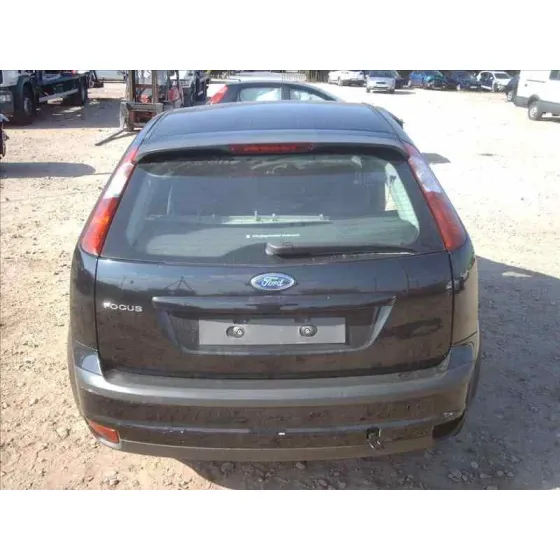 FORD FOCUS BERLINA (CAP) '2006 AMBIENTE (D) NEGRO