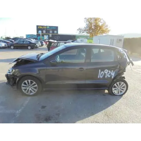 VOLKSWAGEN POLO (6R1) '2016 5 PUERTAS NEGRO