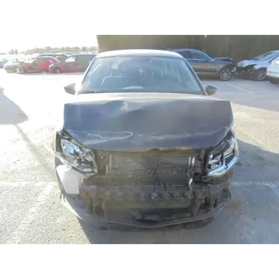 VOLKSWAGEN POLO (6R1) '2016 5 PUERTAS NEGRO