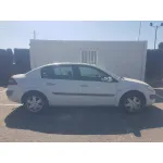 RENAULT MEGANE II BERLINA 5P '2005 CONFORT AUTHENTIQUE BLANCO