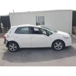 TOYOTA AURIS '2010 ACTIVE BLANCO