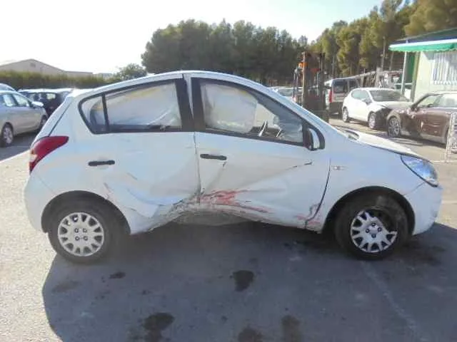 HYUNDAI I20 HYUNDAI I20 '2010 CLASSIC BLANCO 2009