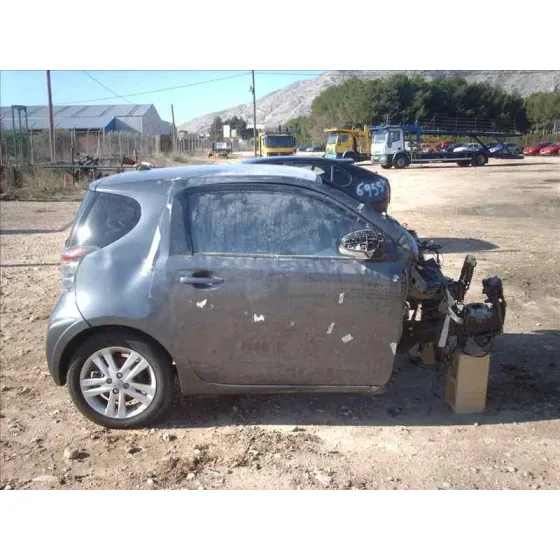 TOYOTA IQ '2010 2 GRIS OSCURO