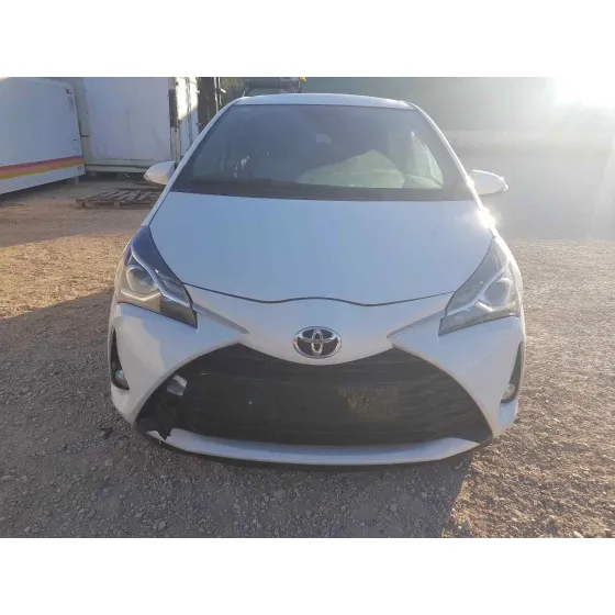 TOYOTA YARIS '2018 ACTIVE BLANCO