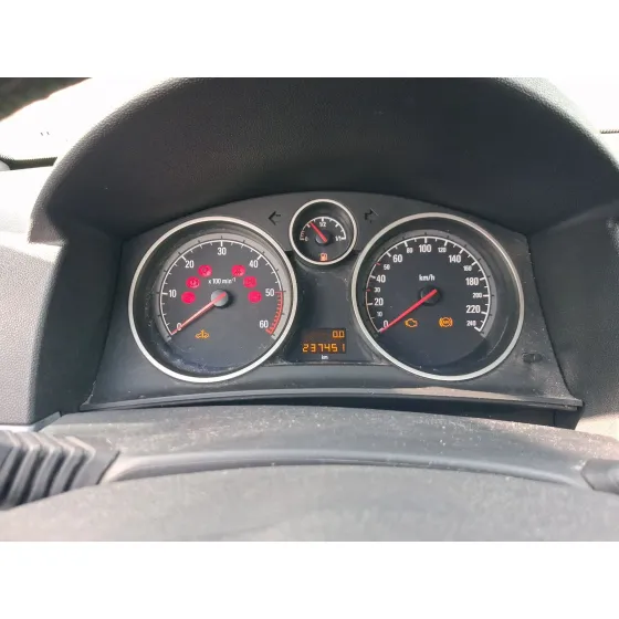 Opel ASTRA H (A04) 2004
