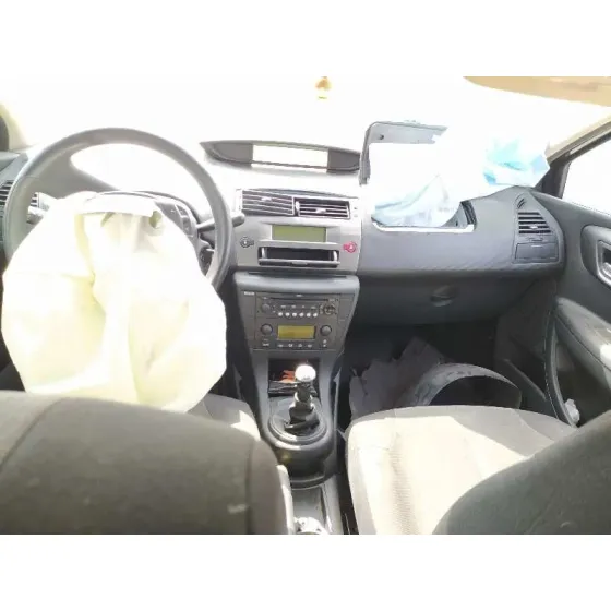 CITROEN C4 BERLINA '2010 MILLENIUM NEGRO