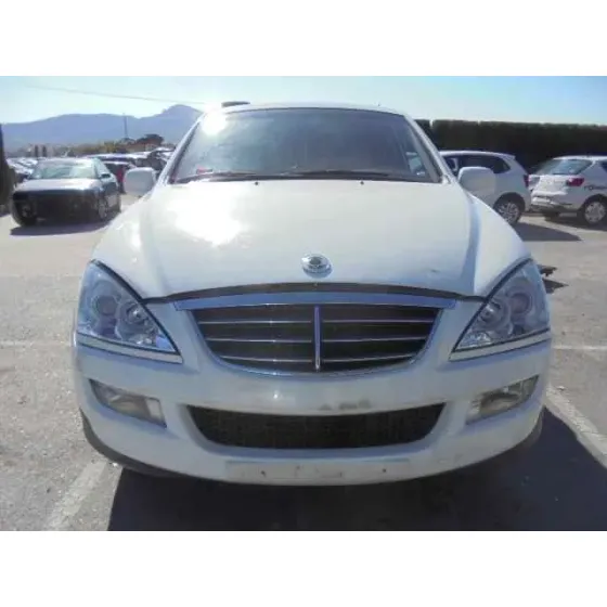 SSANGYONG KYRON '2009 200 XDI LIMITED BLANCO