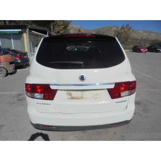 SSANGYONG KYRON '2009 200 XDI LIMITED BLANCO