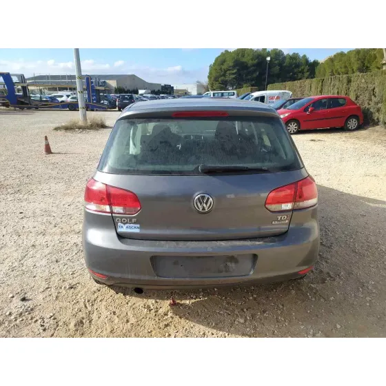 VOLKSWAGEN GOLF VI (5K1) '2012 ADVANCE BLUEMOTION GIRS OSCURO