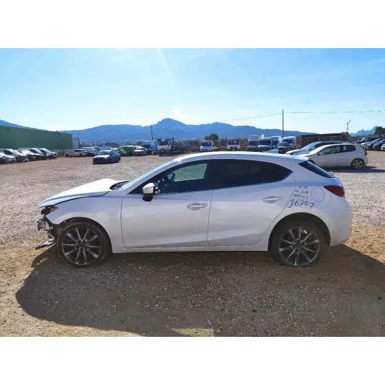 MAZDA 3 LIM. () '2018 BLACK TECH EDITION BLANCO