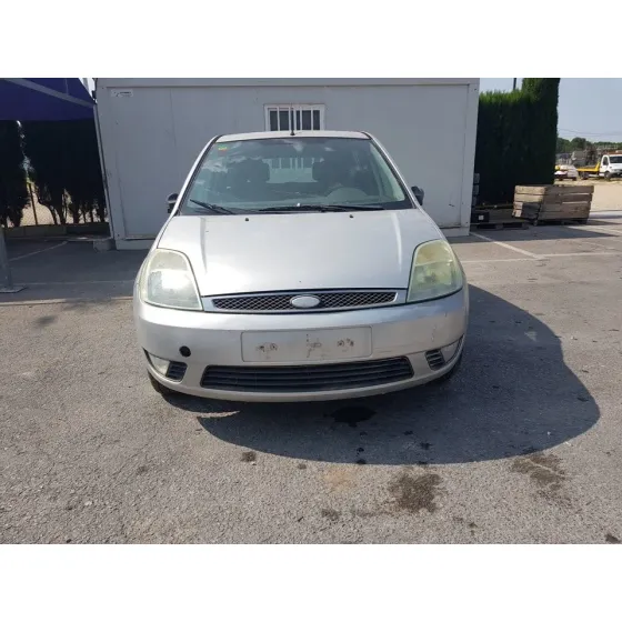 FORD FIESTA (CBK) '2004 GHIA GRIS