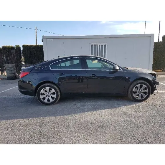 OPEL INSIGNIA BERLINA '2009 COSMO NEGRO