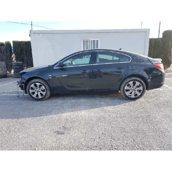 OPEL INSIGNIA BERLINA '2009 COSMO NEGRO
