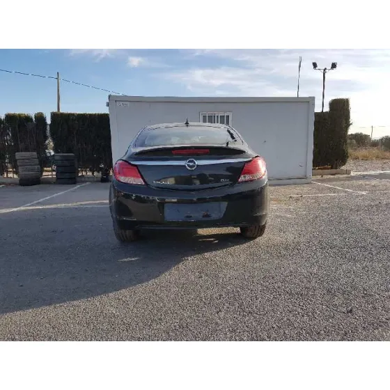 OPEL INSIGNIA BERLINA '2009 COSMO NEGRO