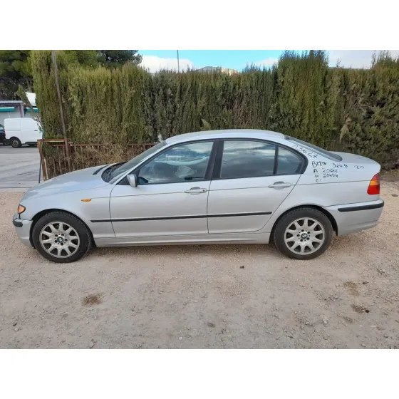 BMW SERIE 3 BERLINA (E46) '2004 320D GRIS