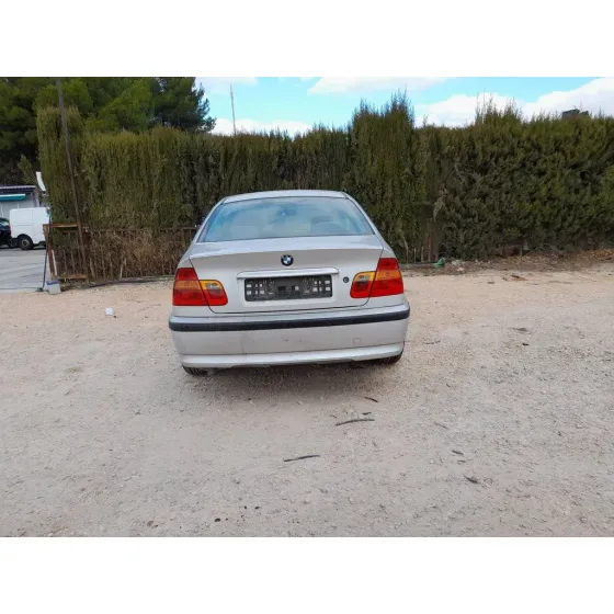 BMW SERIE 3 BERLINA (E46) '2004 320D GRIS