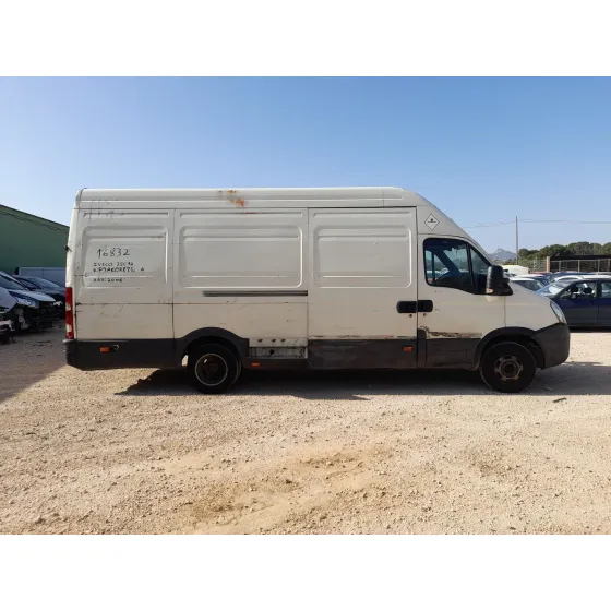Iveco DAILY IV FURGONETA 2006