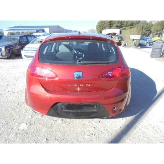 SEAT LEON (1P1) '2006 REFERENCE GRANATE