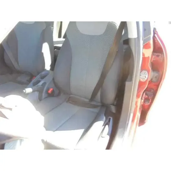 SEAT LEON (1P1) '2006 REFERENCE GRANATE