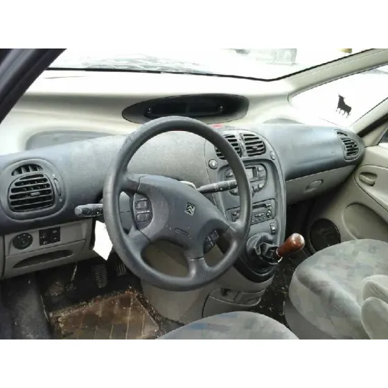 CITROEN XSARA PICASSO '2001 1.8 16V GRIS