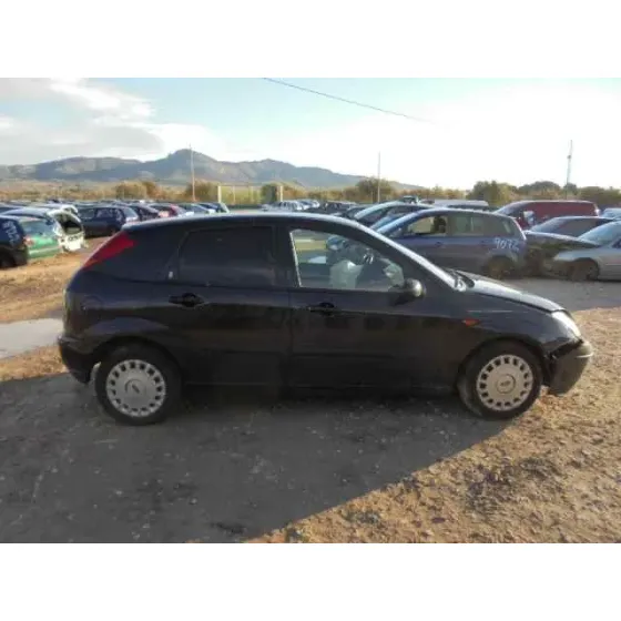 FORD FOCUS BERLINA (CAK) '2003 GHIA NEGRO