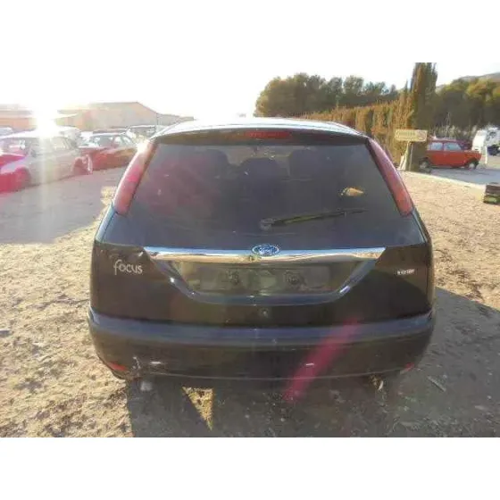 FORD FOCUS BERLINA (CAK) '2003 GHIA NEGRO