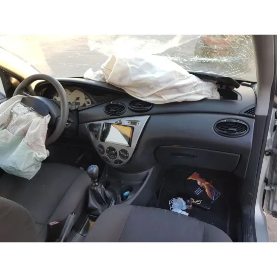 FORD FOCUS BERLINA (CAK) '2002 TREND GRIS