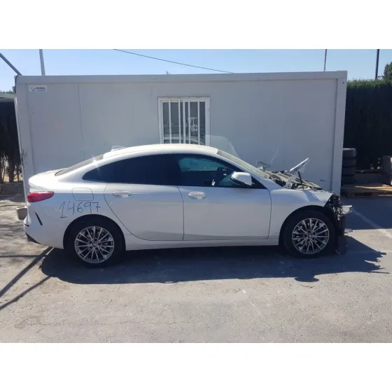 BMW SERIE 2 GRAN COUPE (F44) '2021 220D AVENTAGE 4P BLANCO