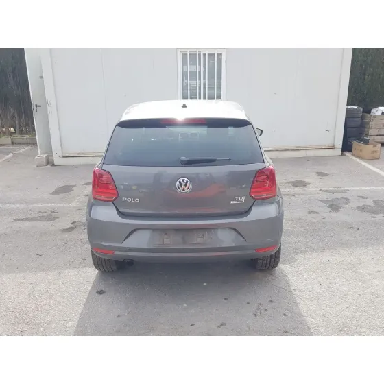 VOLKSWAGEN POLO (6C1) '2015 ADVANCE BLUEMOTION GRIS OSCURO