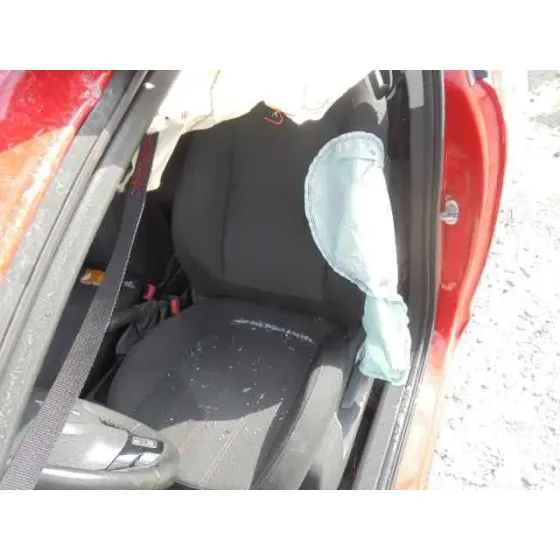 OPEL CORSA D '2011 SELECTIVE ROJO