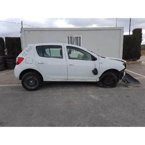 DACIA SANDERO '2015 BASIS BLANCO