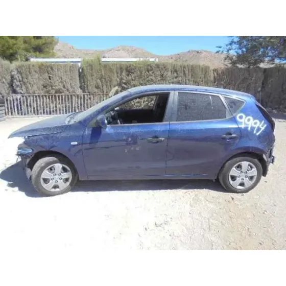 HYUNDAI I30 '2010 CLASSIC AZUL