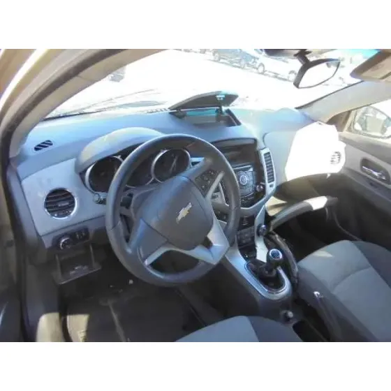 CHEVROLET CRUZE '2010 LS DORADO
