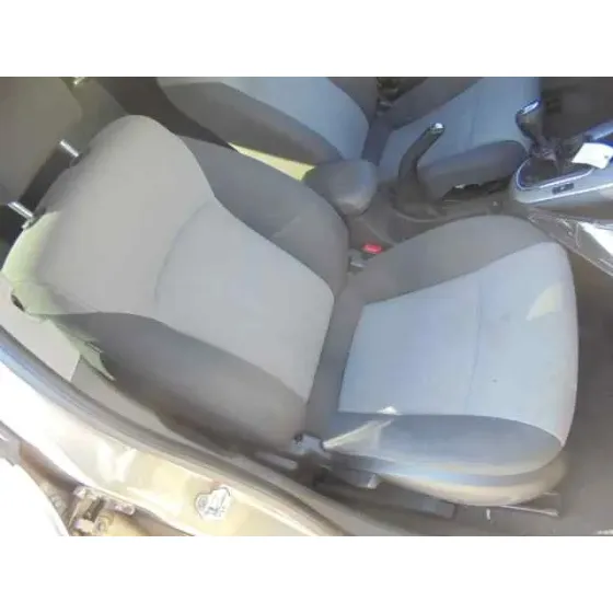 CHEVROLET CRUZE '2010 LS DORADO