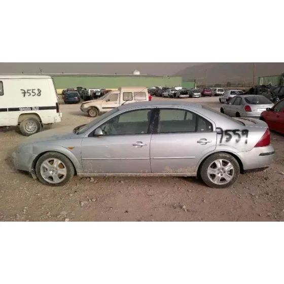 FORD MONDEO BERLINA (GE) '2001 AMBIENTE GRIS