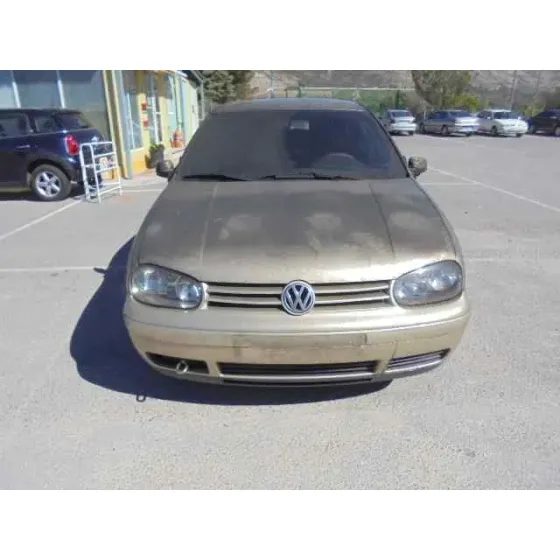 VOLKSWAGEN GOLF IV BERLINA (1J1) '2001 HIGHLINE DORADO