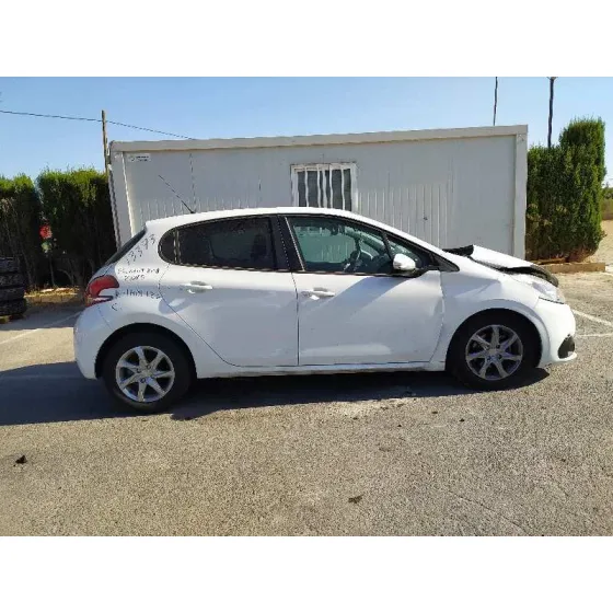 PEUGEOT 208 '2015 ACTIVE BLANCO