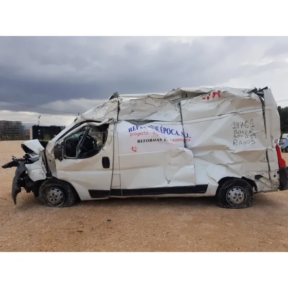 PEUGEOT BOXER FURGON '2019 330 L1H2 PRO BLUEHDI 130 BLANCO