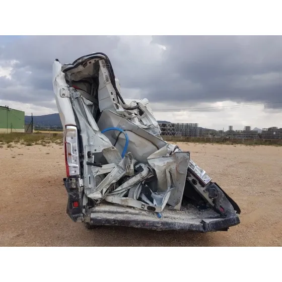 PEUGEOT BOXER FURGON '2019 330 L1H2 PRO BLUEHDI 130 BLANCO